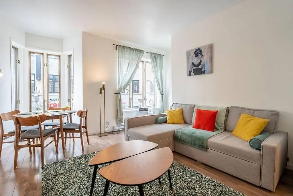 Le Beluga, Trendy & Fun District, Ac, 4K Tv Apartment Quebec City