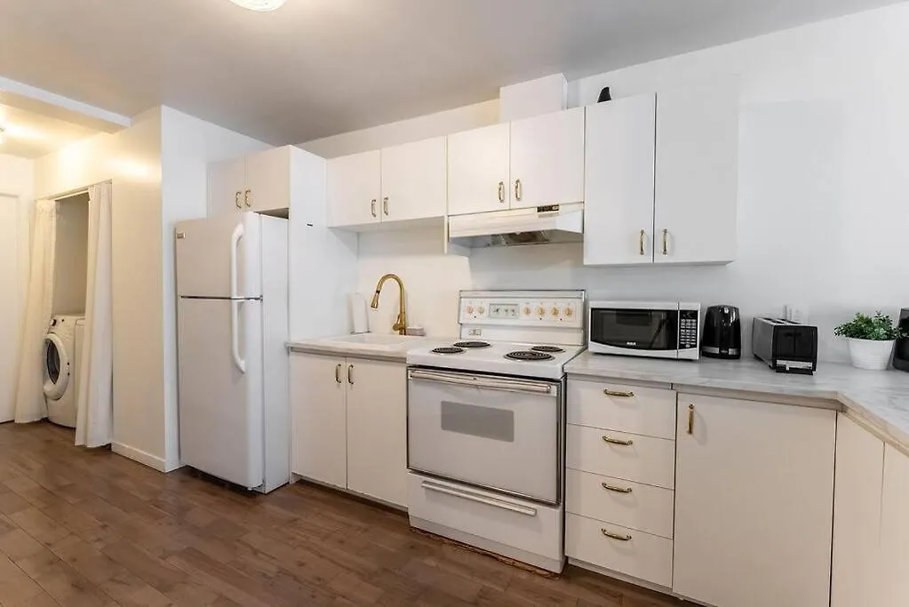 Le Beluga, Trendy & Fun District, Ac, 4K Tv Apartment Quebec City